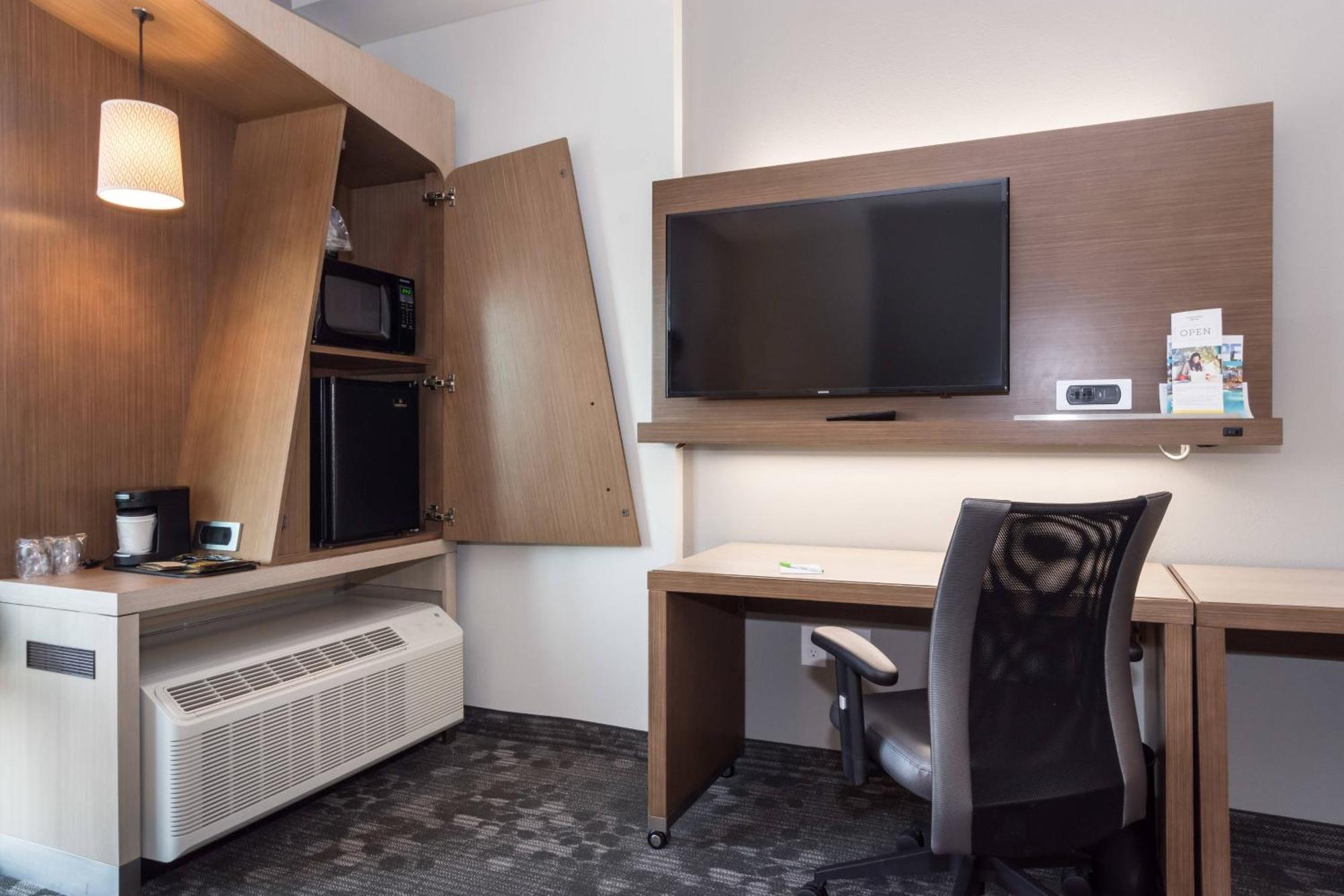 คอร์ตยาร์ด ฟาเยตต์วิลล์ ฟอร์ต แบรก/สปริงเลค Hotel ภายนอก รูปภาพ