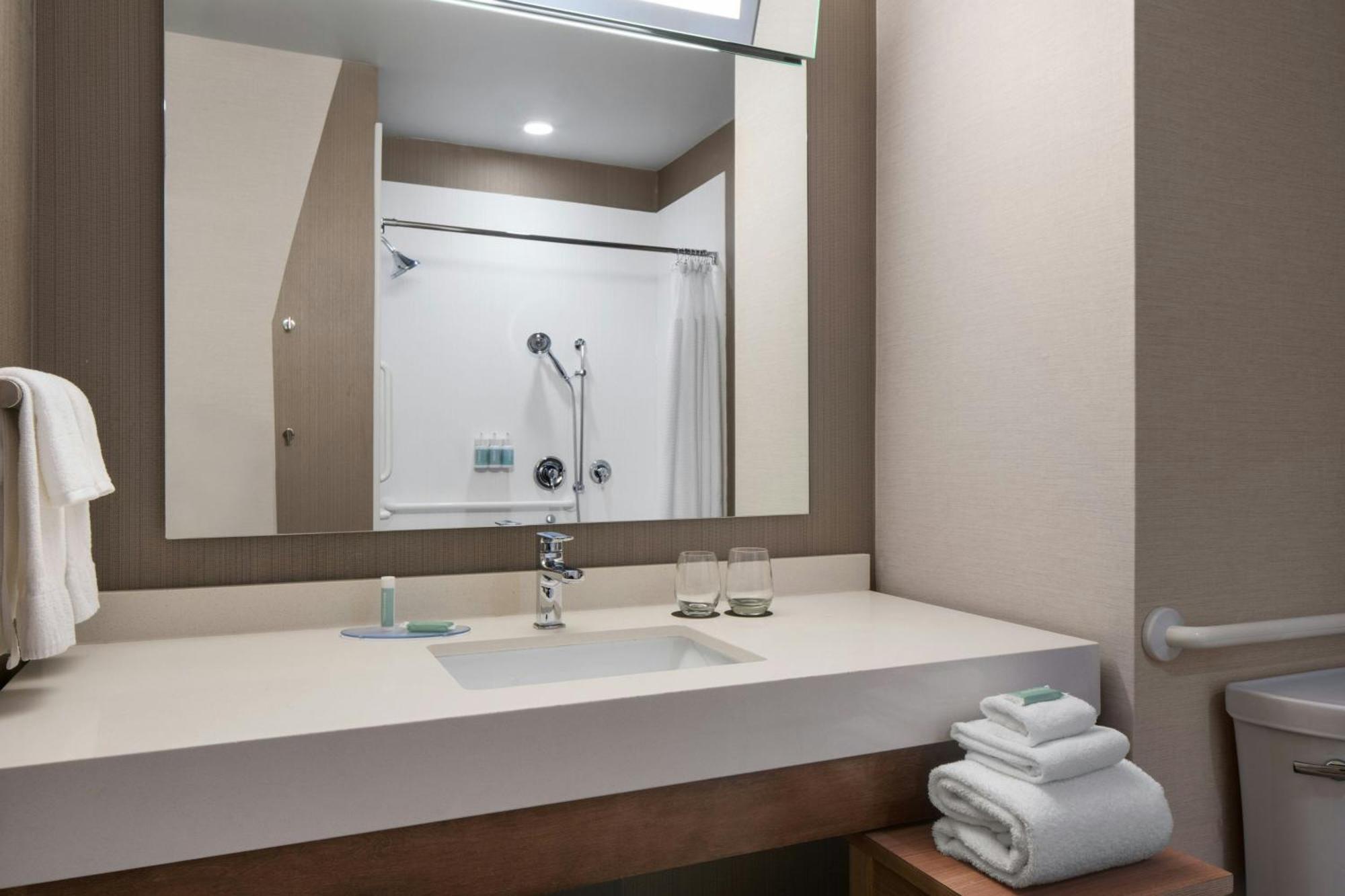 คอร์ตยาร์ด ฟาเยตต์วิลล์ ฟอร์ต แบรก/สปริงเลค Hotel ภายนอก รูปภาพ