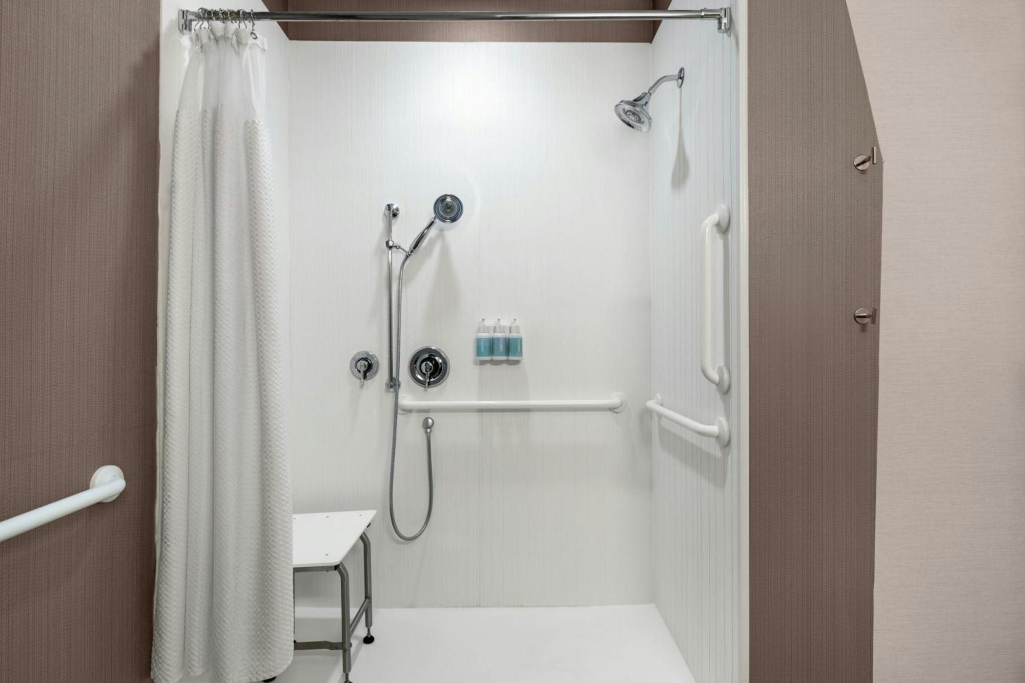 คอร์ตยาร์ด ฟาเยตต์วิลล์ ฟอร์ต แบรก/สปริงเลค Hotel ภายนอก รูปภาพ