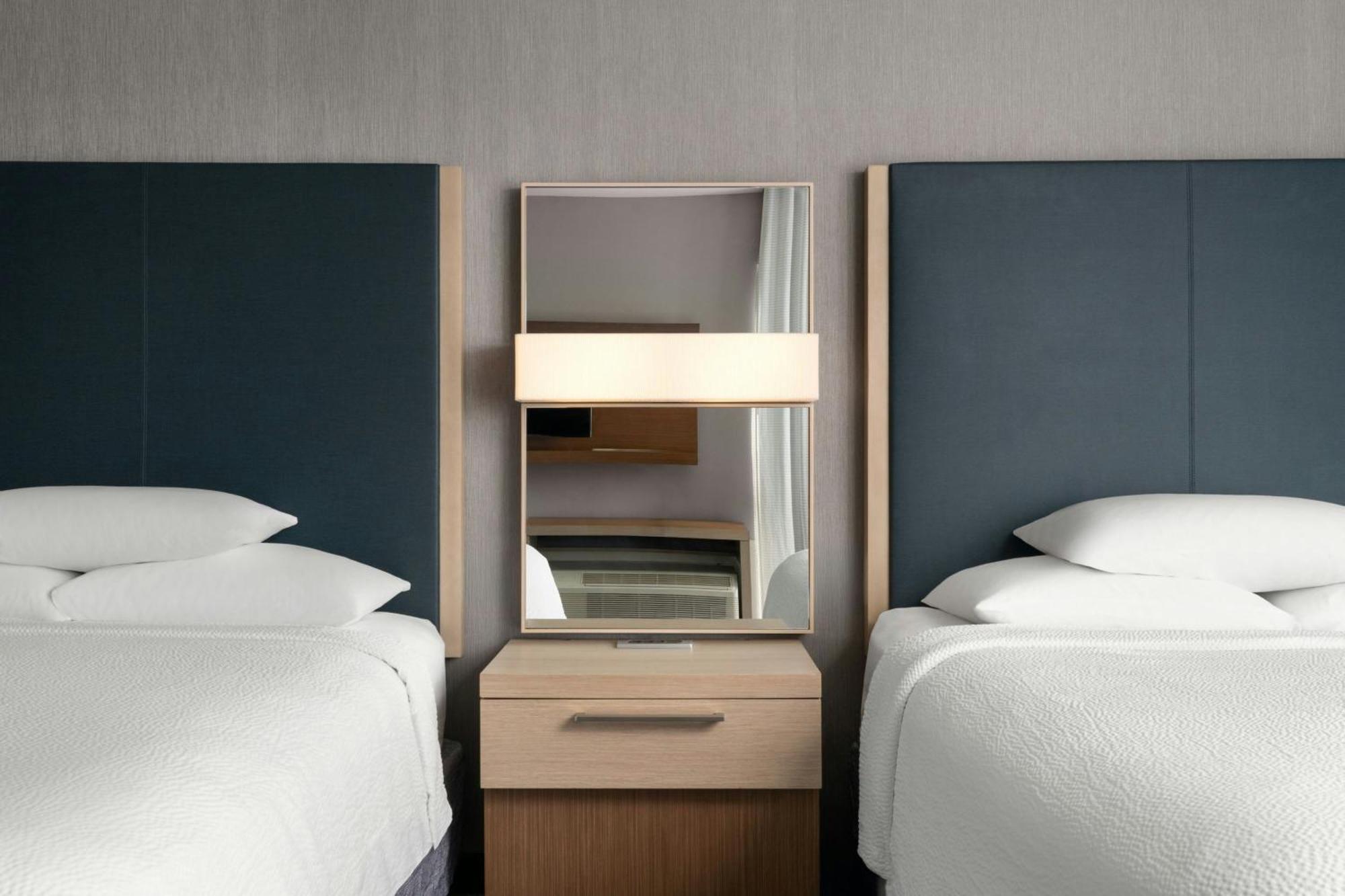 คอร์ตยาร์ด ฟาเยตต์วิลล์ ฟอร์ต แบรก/สปริงเลค Hotel ภายนอก รูปภาพ