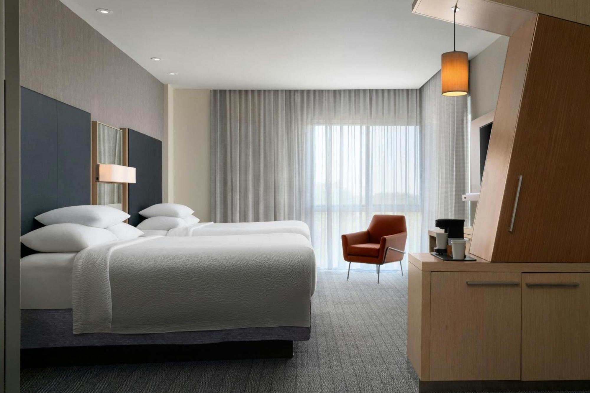 คอร์ตยาร์ด ฟาเยตต์วิลล์ ฟอร์ต แบรก/สปริงเลค Hotel ภายนอก รูปภาพ