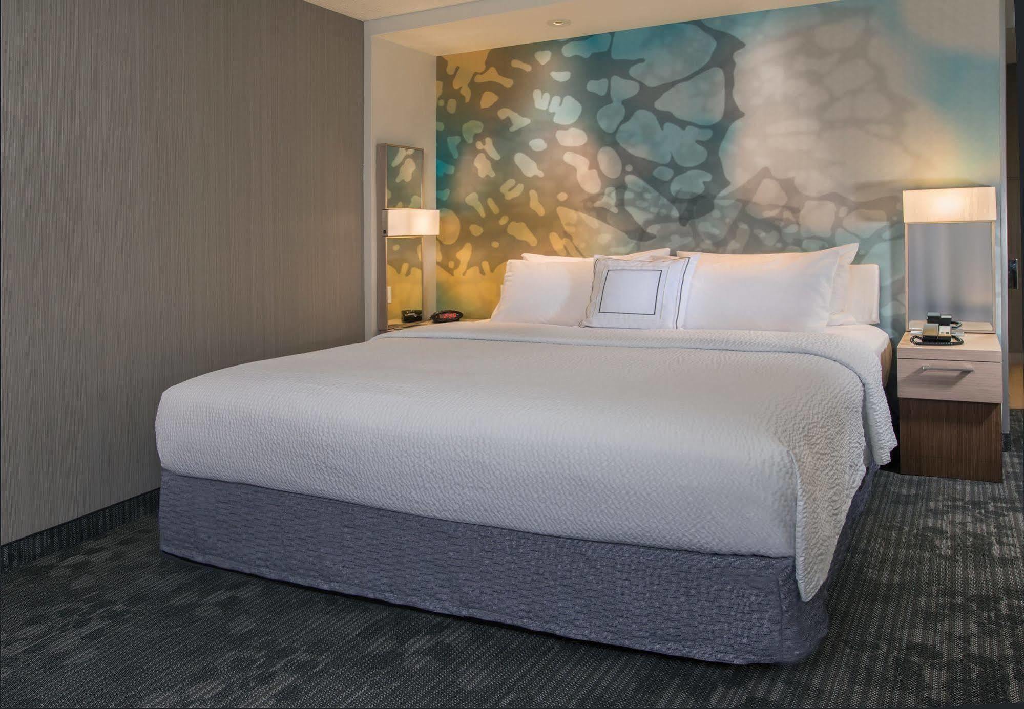 คอร์ตยาร์ด ฟาเยตต์วิลล์ ฟอร์ต แบรก/สปริงเลค Hotel ภายนอก รูปภาพ